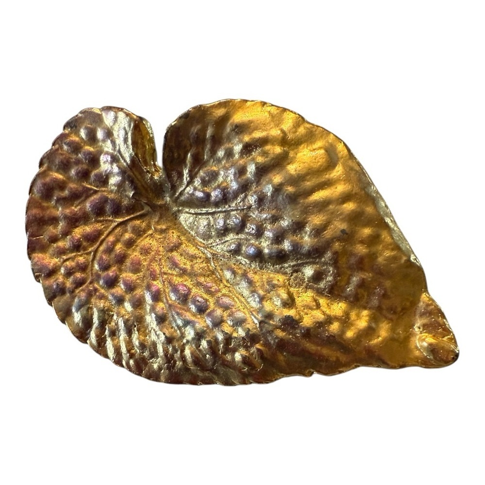 Vintage Heavyweight Leaf Brooch‎ Pin
